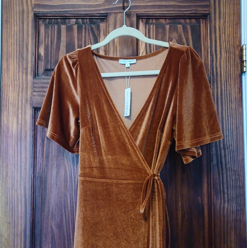 Meghan Velvet Wrap Dress